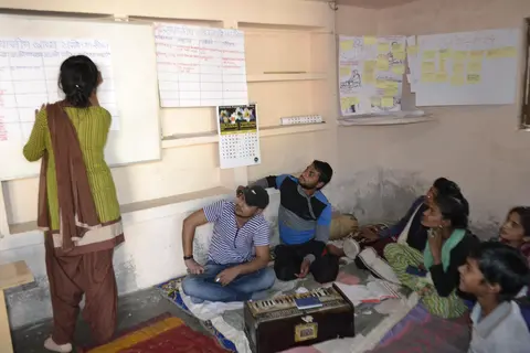 अभ्यास करते हुए